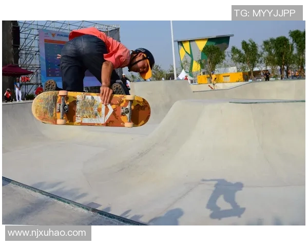 武汉滑板队在极限运动世界杯积分榜中以63分领先全场展现强大实力